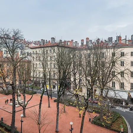 Luckey Homes - Rue Sergent Blandan * 里昂